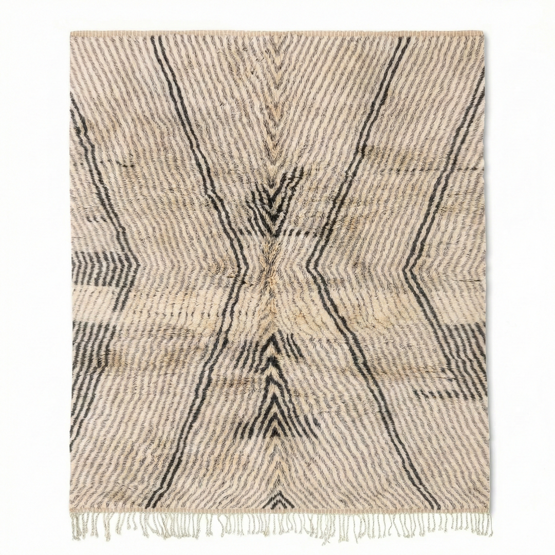 Custom Beni Mrirt Rug – Organic Radiating Lines in Cream &amp; Charcoal