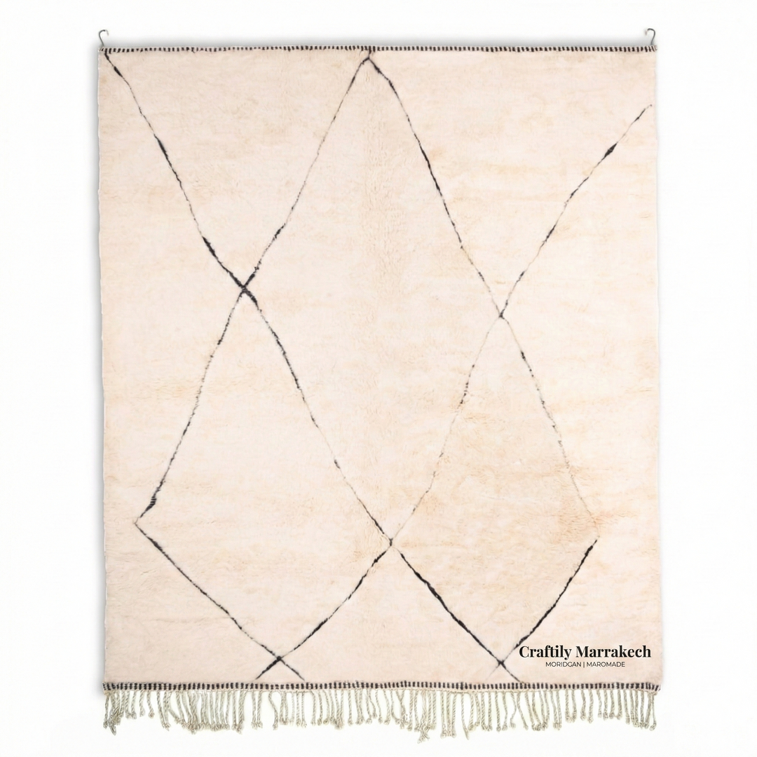 Authentic Custom Beni Mrirt Rug – Minimalist Geometric Design