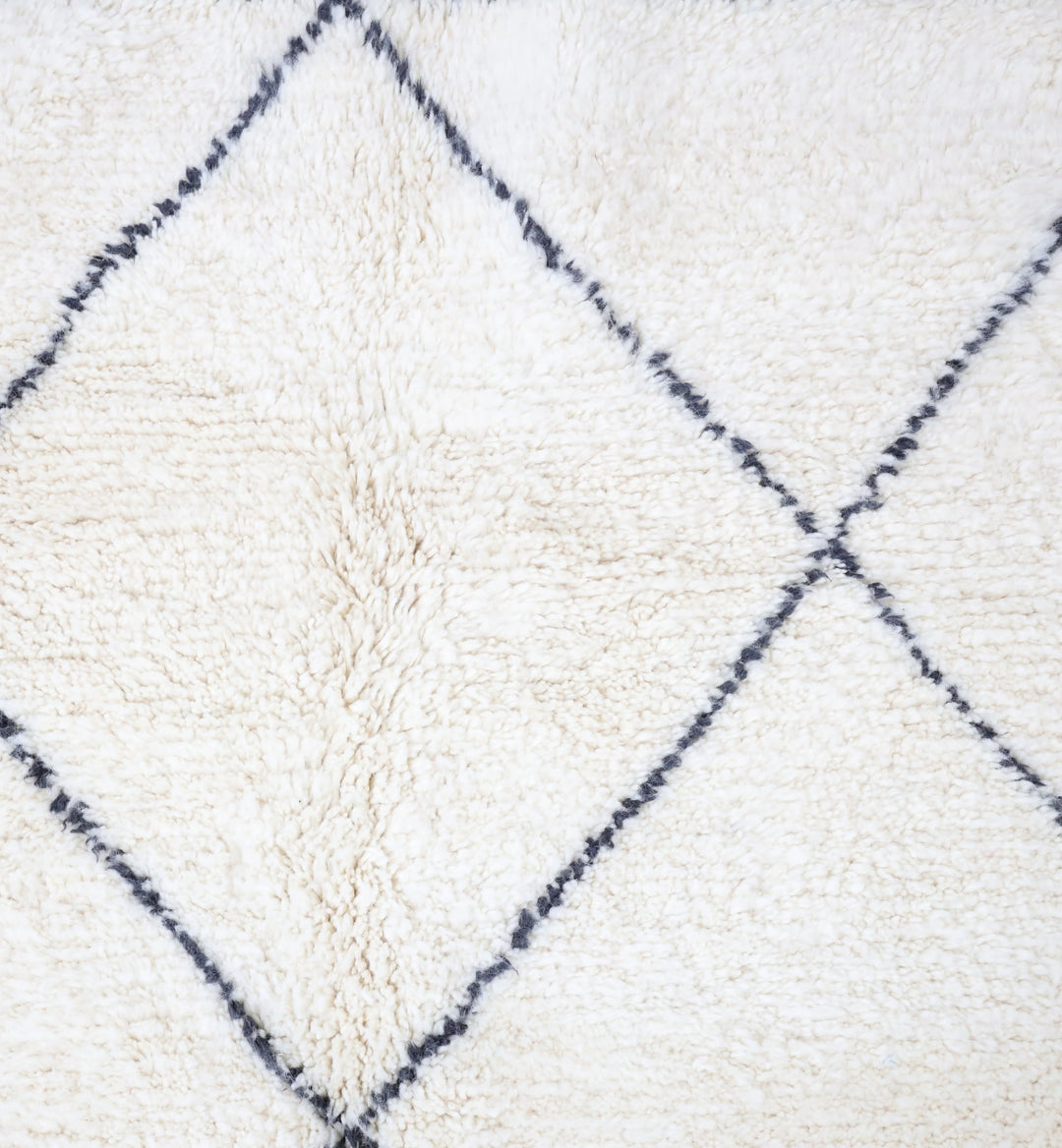 Authentic Custom Beni Ourain Rug | Classic Ivory &amp; Charcoal Diamond Lattice