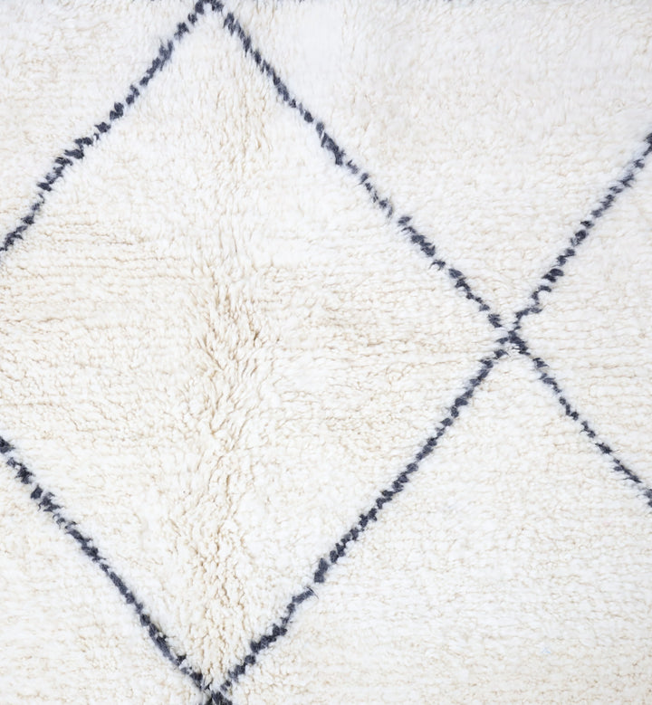 Authentic Custom Beni Ourain Rug | Classic Ivory &amp; Charcoal Diamond Lattice