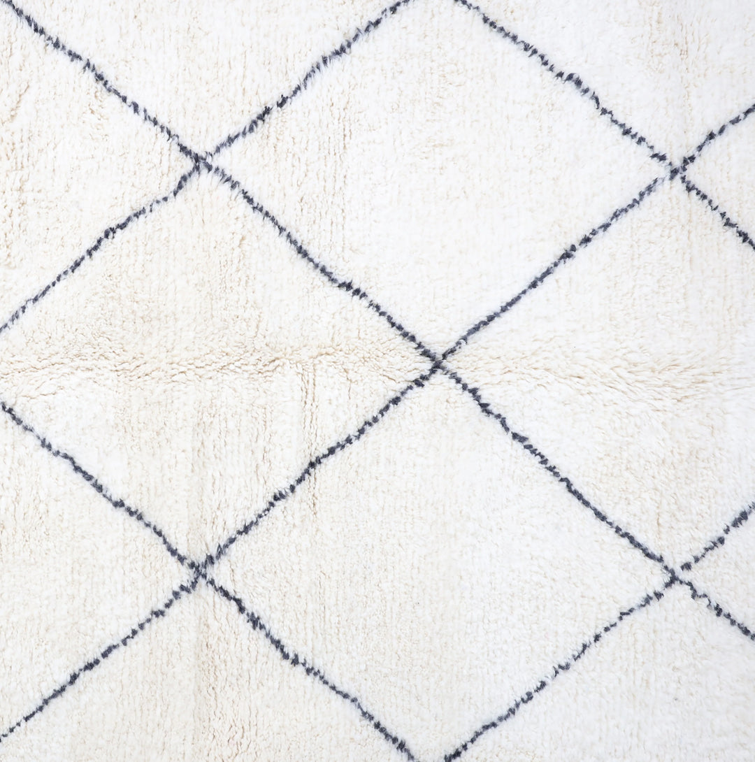 Tapis Beni Ourain sur mesure | Losanges classiques Ivoire et Anthracite
