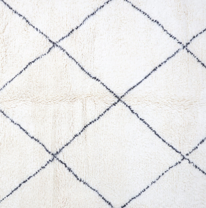 Tapis Beni Ourain sur mesure | Losanges classiques Ivoire et Anthracite