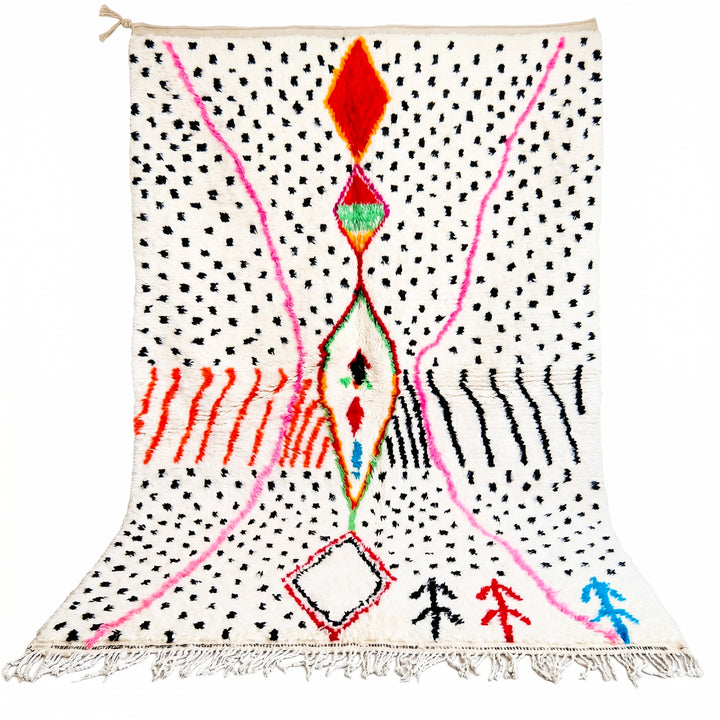 Tapis Azilal Authentique et Personnalisé – Toile Pointillée Ludique et Centre Diamant Vibrant