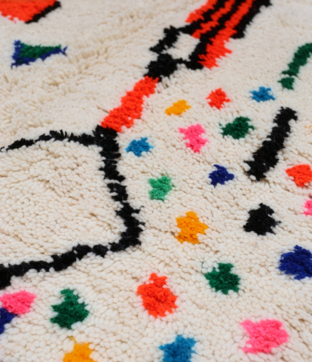 Tapis Azilal Authentique Sur Mesure - Art Linéaire Abstrait &amp; Motif Losange Rose