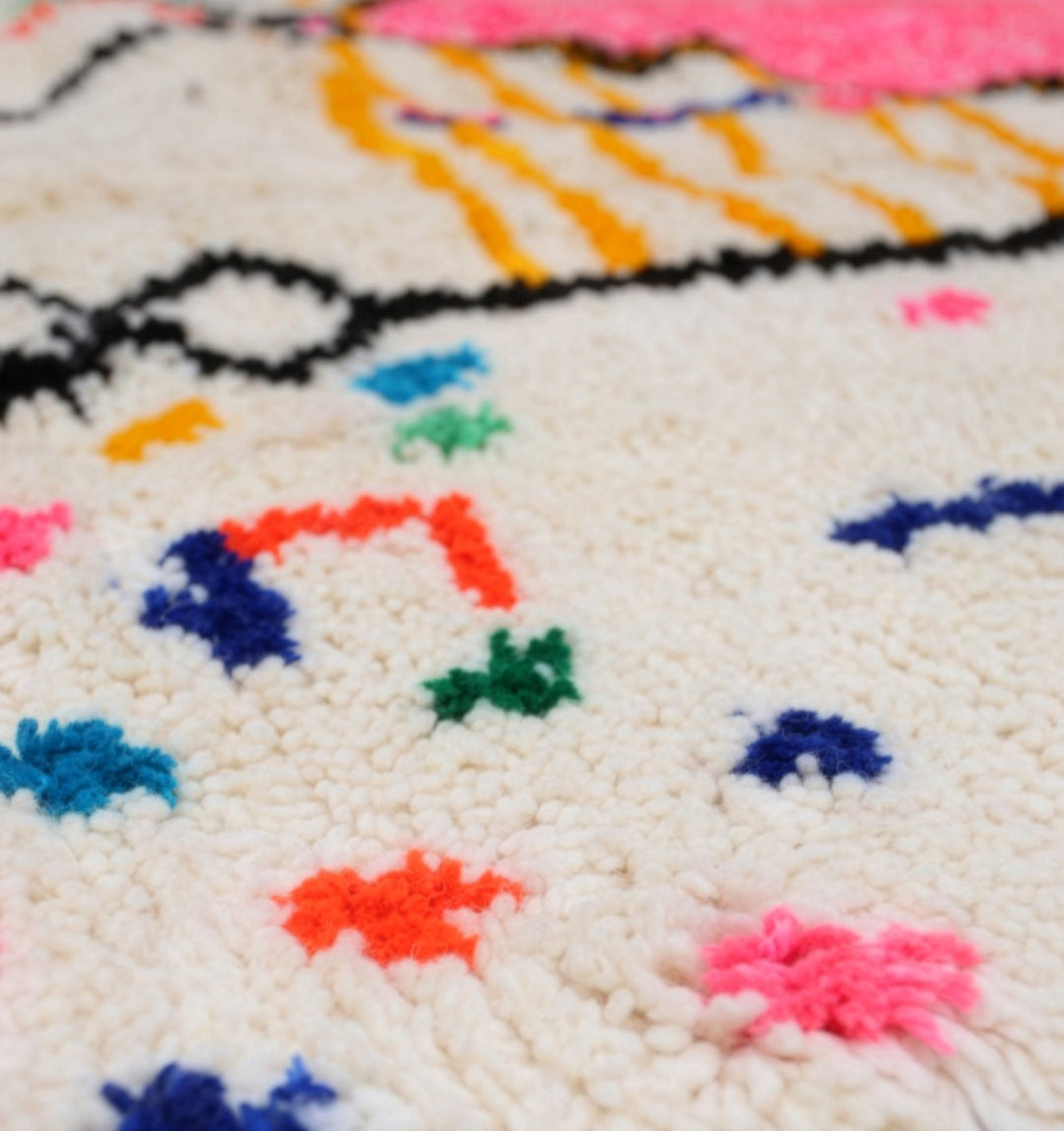 Tapis Azilal Authentique Sur Mesure - Art Linéaire Abstrait &amp; Motif Losange Rose