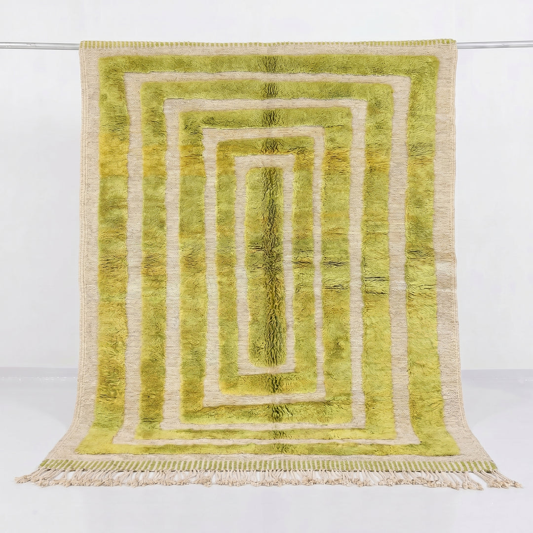 Custom Beni Mrirt Rug | Chromatic Emerald Abstract Gradient
