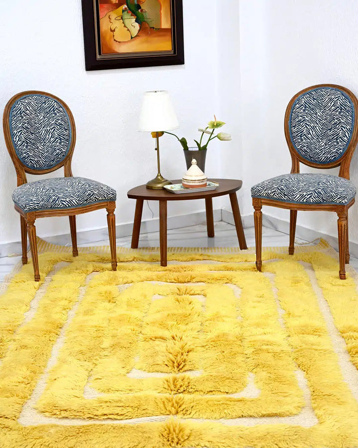 Custom Beni Mrirt Rug | Chromatic Gold Abstract Gradient