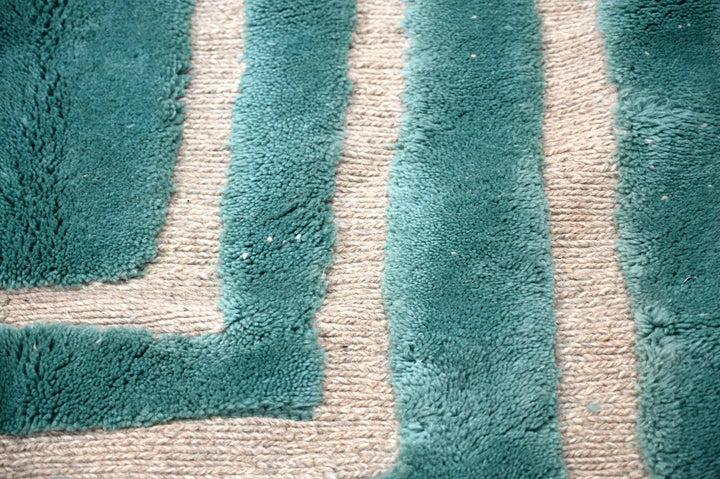 Custom Beni Mrirt Rug | Chromatic Teal Abstract Gradient