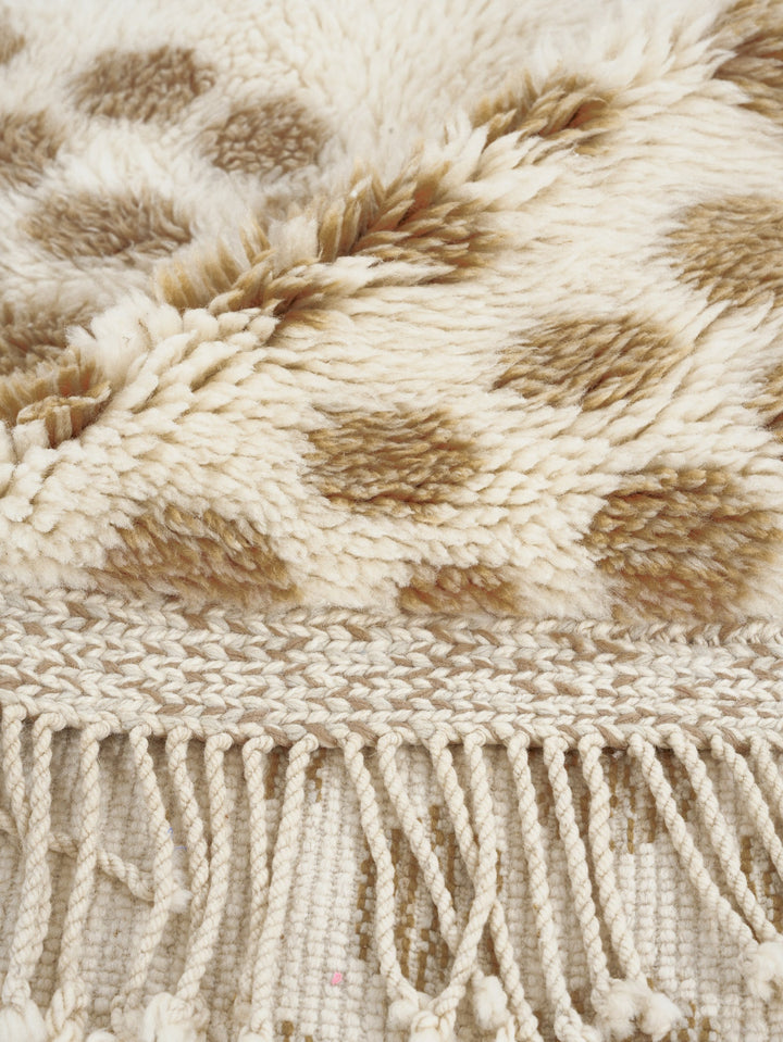 Custom Beni Mrirt Rug | Fawn Dotted Wave