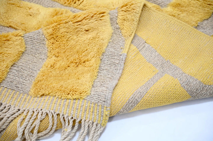 Custom Beni Mrirt Rug | Golden Mustard Interlocking Geometric