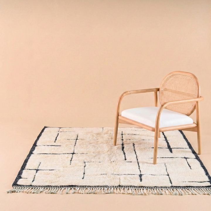 Custom Beni Mrirt Rug – Modern Abstract Grid Design