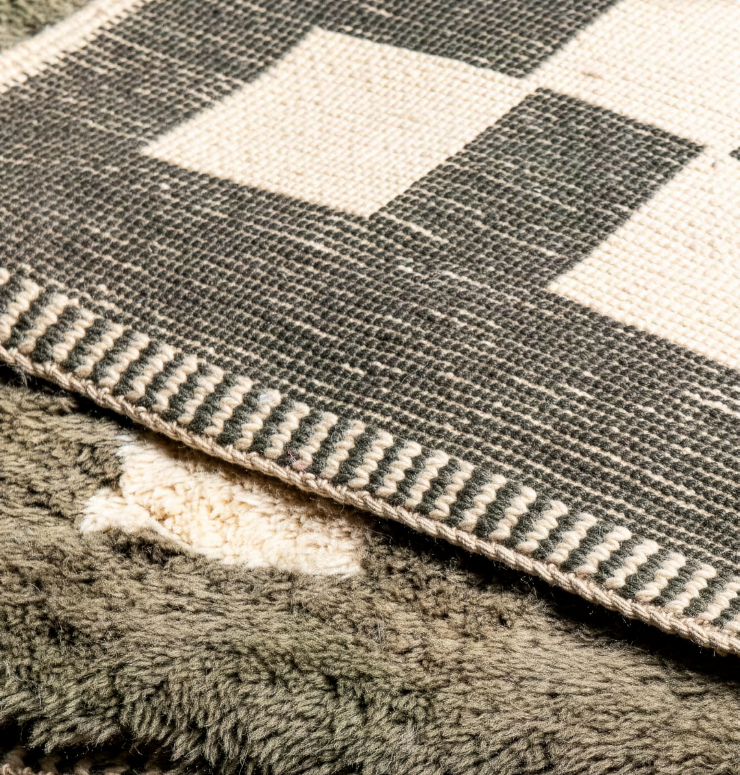 Custom Beni Mrirt Rug – Olive Green &amp; Cream Checkered