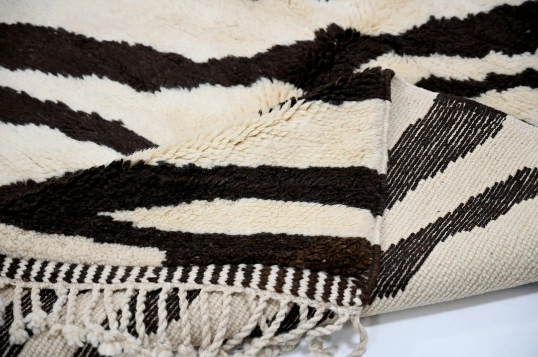 Custom Beni Mrirt Rug | Organic Zebra Print