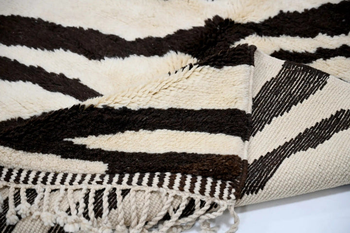 Custom Beni Mrirt Rug | Organic Zebra Print
