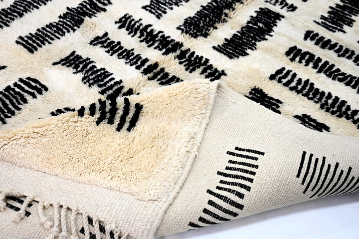 Custom Beni Mrirt Rug | Modern Graphic Black &amp; Cream Block