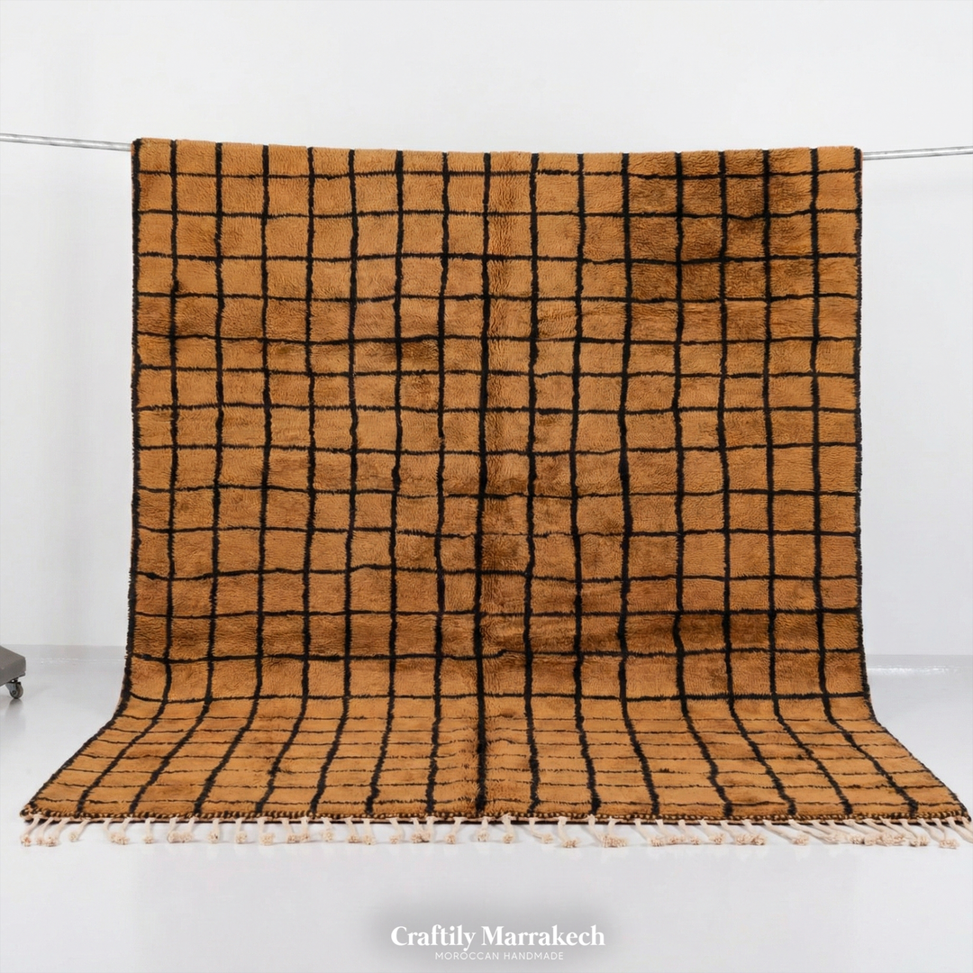 Tapis Beni Mrirt Sur Mesure | La grille saharienne ambrée