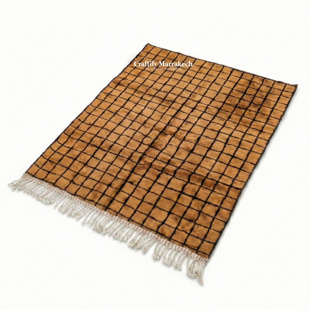 Tapis Beni Mrirt Sur Mesure | La grille saharienne ambrée