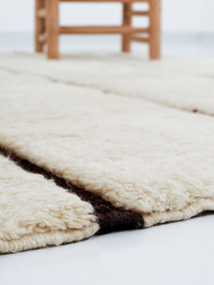 Custom Beni Mrirt Rug | Wide Cream &amp; Cocoa Stripe