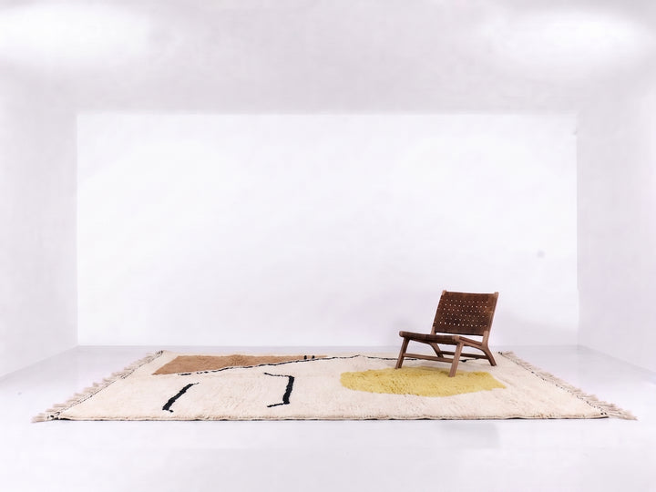 Tapis Beni Ourain personnalisé | Art linéaire abstrait et accents géométriques