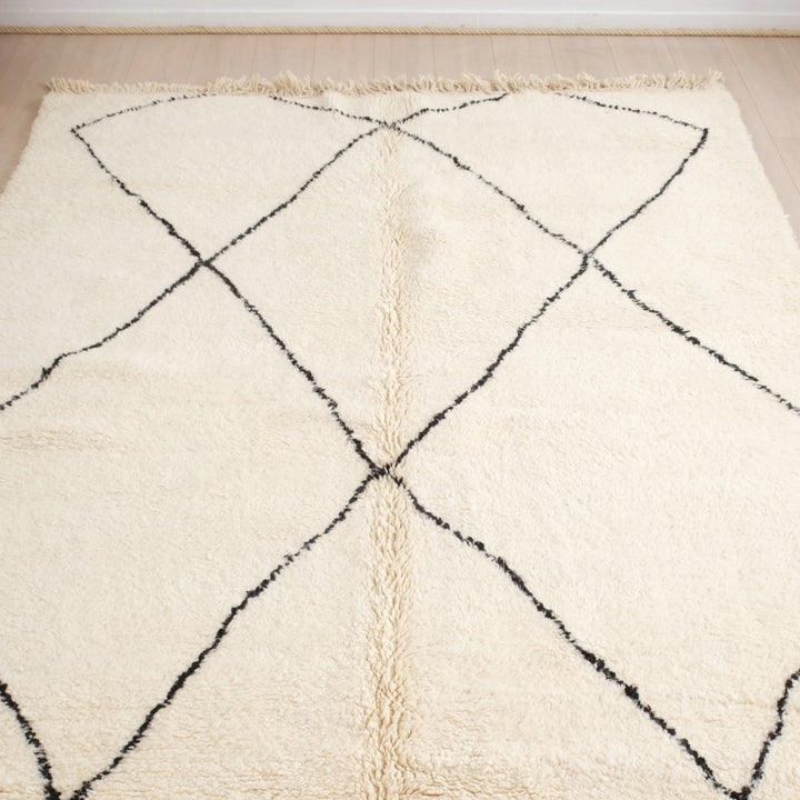 Custom Beni Ourain Rug | Classic Large Diamond Design