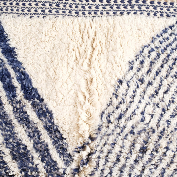 Tapis rond marocain sur mesure – Design géométrique contemporain marine
