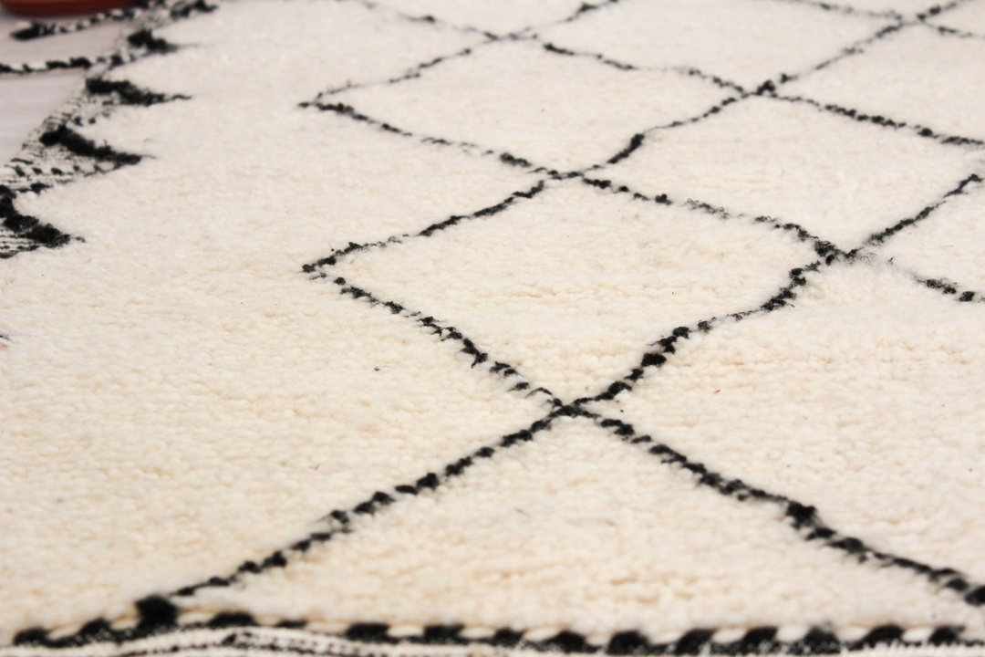 Custom Beni Ourain Rug | Cream &amp; Charcoal Geometric Diamond