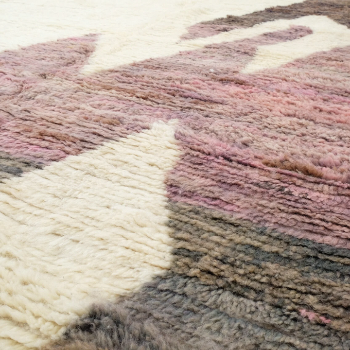 Tapis Beni Ourain sur mesure | Rose poudré et tons olive et terreux