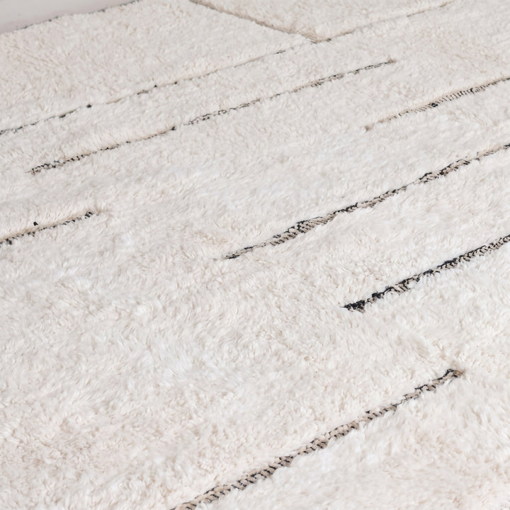 Tapis Beni Ourain personnalisé | Motif à lignes asymétriques minimaliste