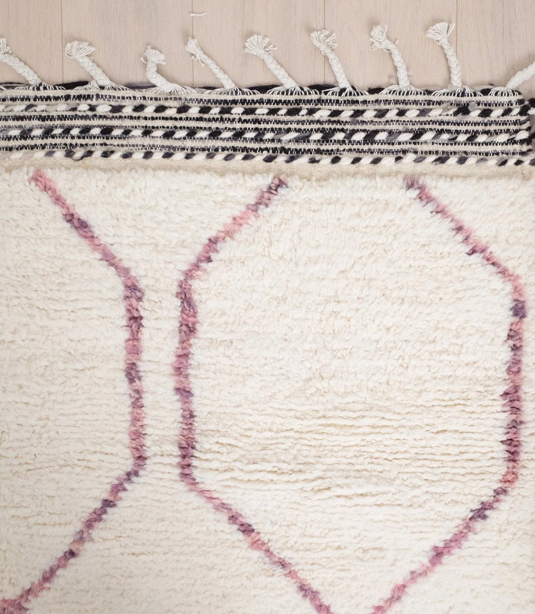 Custom Moroccan Round Rug – Modern Mauve Geometric Moroccan Carpet