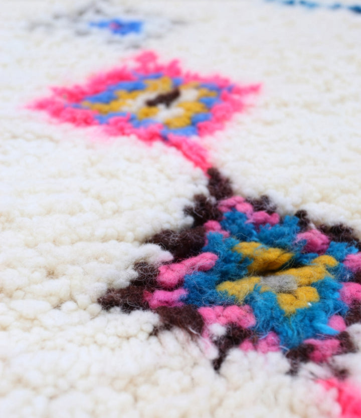 Tapis Azilal Authentique Fait Main – Style Bohème Chameau Marocain Vibrant