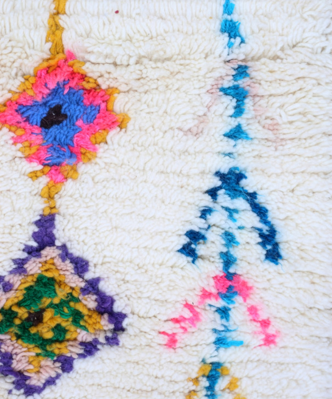 Tapis Azilal Authentique Fait Main – Style Bohème Chameau Marocain Vibrant
