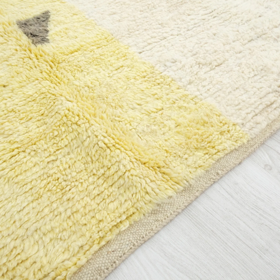 Beni Ourain Moroccan Runner Rug – Soft Yellow and Natural White