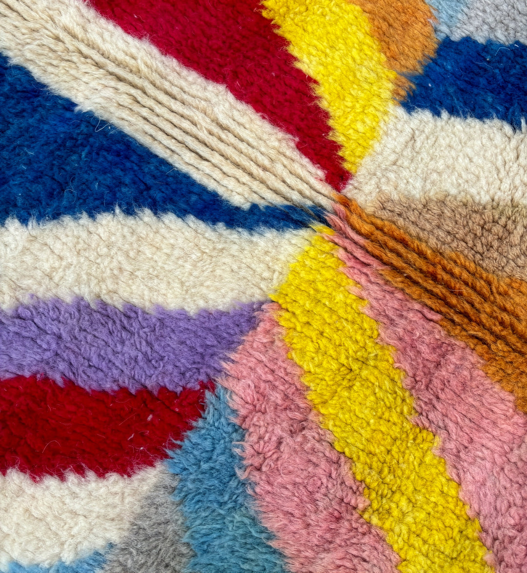 Tapis Beni Ourain sur mesure | Le Sablier Chromatique Vibrant