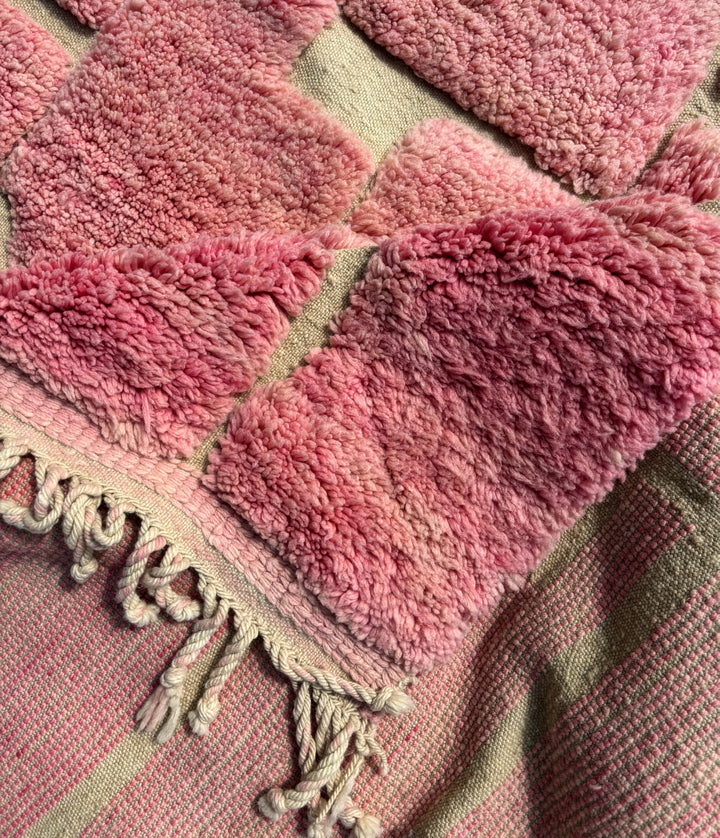 Tapis Beni Ourain personnalisé | Le tapis Rose Quartz Block
