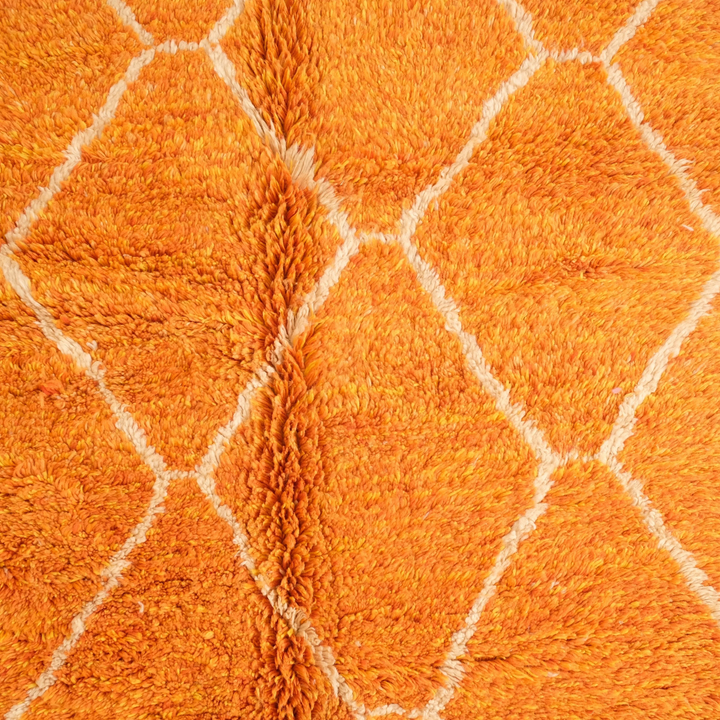 Tapis Beni Ourain sur mesure | Losanges orange mandarine vif et crème