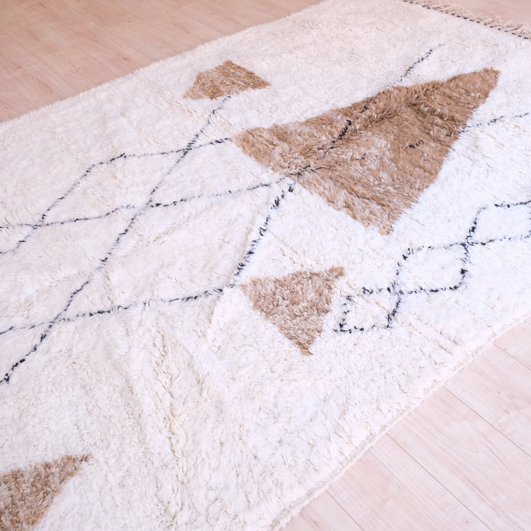 Custom Moroccan Round Rug – Plush Cream with Abstract Camel