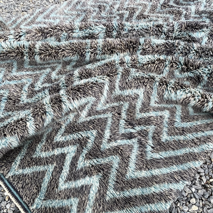 Custom Beni Mrirt Rug – Zigzag Rug Chevron Design