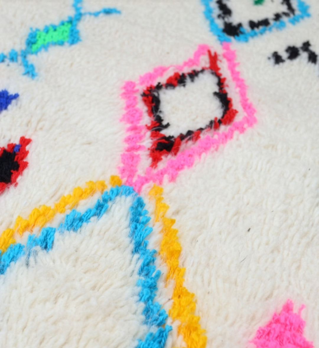 Custom Authentic Azilal Rug – Neon Diamond &amp; Abstract Motifs